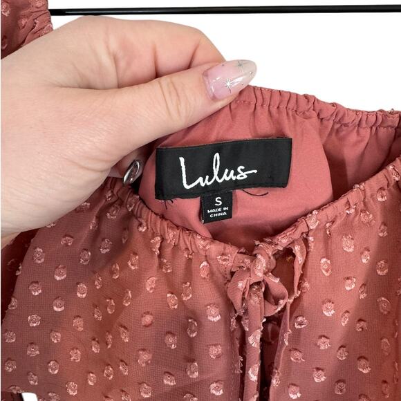 Lulu's Feeling Flouncy Mauve Swiss Dot Ruffle Off the Shoulder Bodysuit Small - Picture 5 of 7